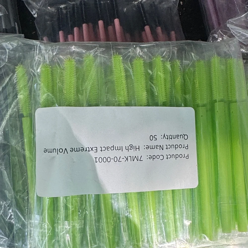 Clinique Lime Green Disposable Mascara Wands - Pack of 50